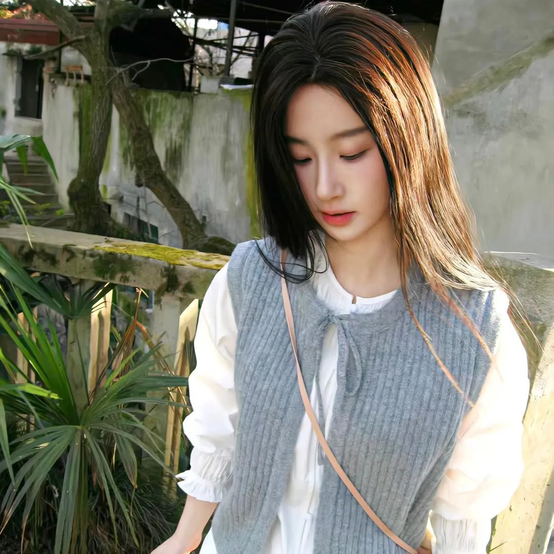 左伟与杜叶的婚姻生活封面